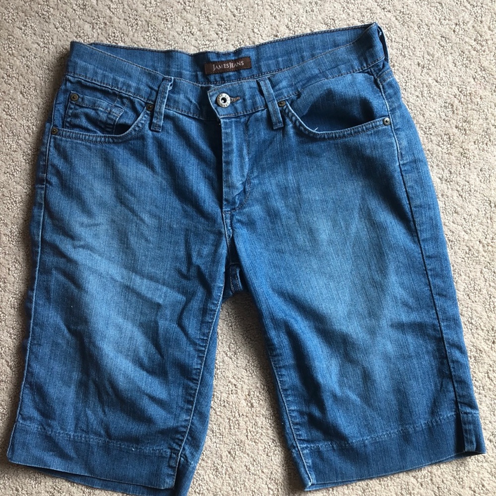 James Jeans Shorts, Size 28